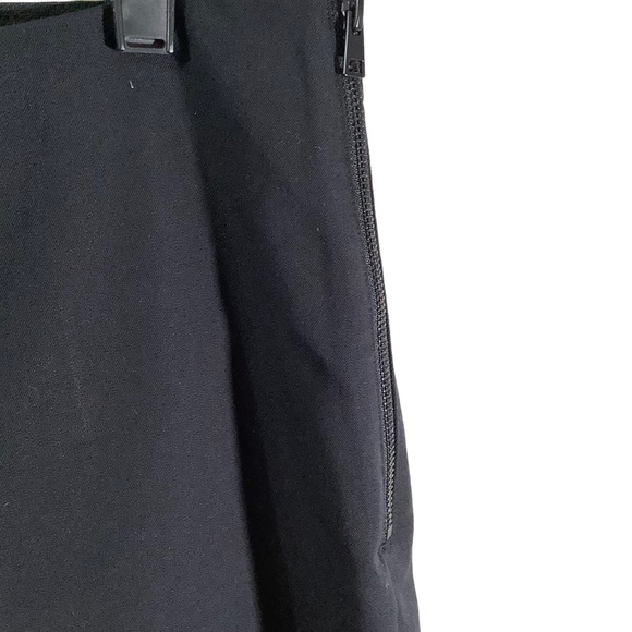 Everlane The Curvy Side Zip Work Pant in Black - Picture 2 of 6